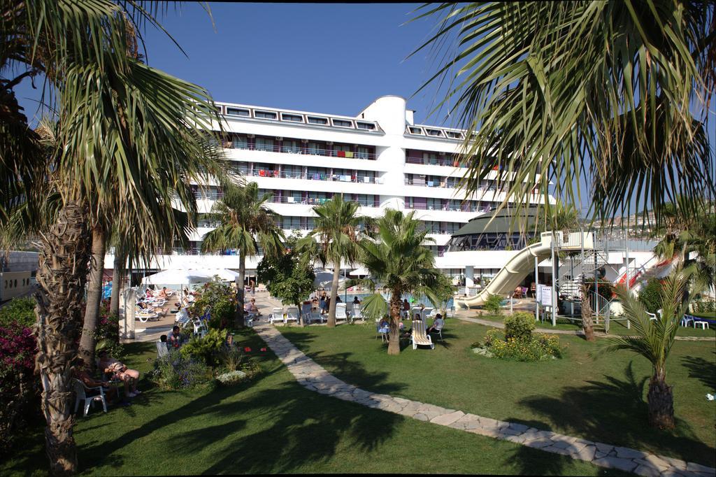 Drita Hotel Kargicak  Exterior photo